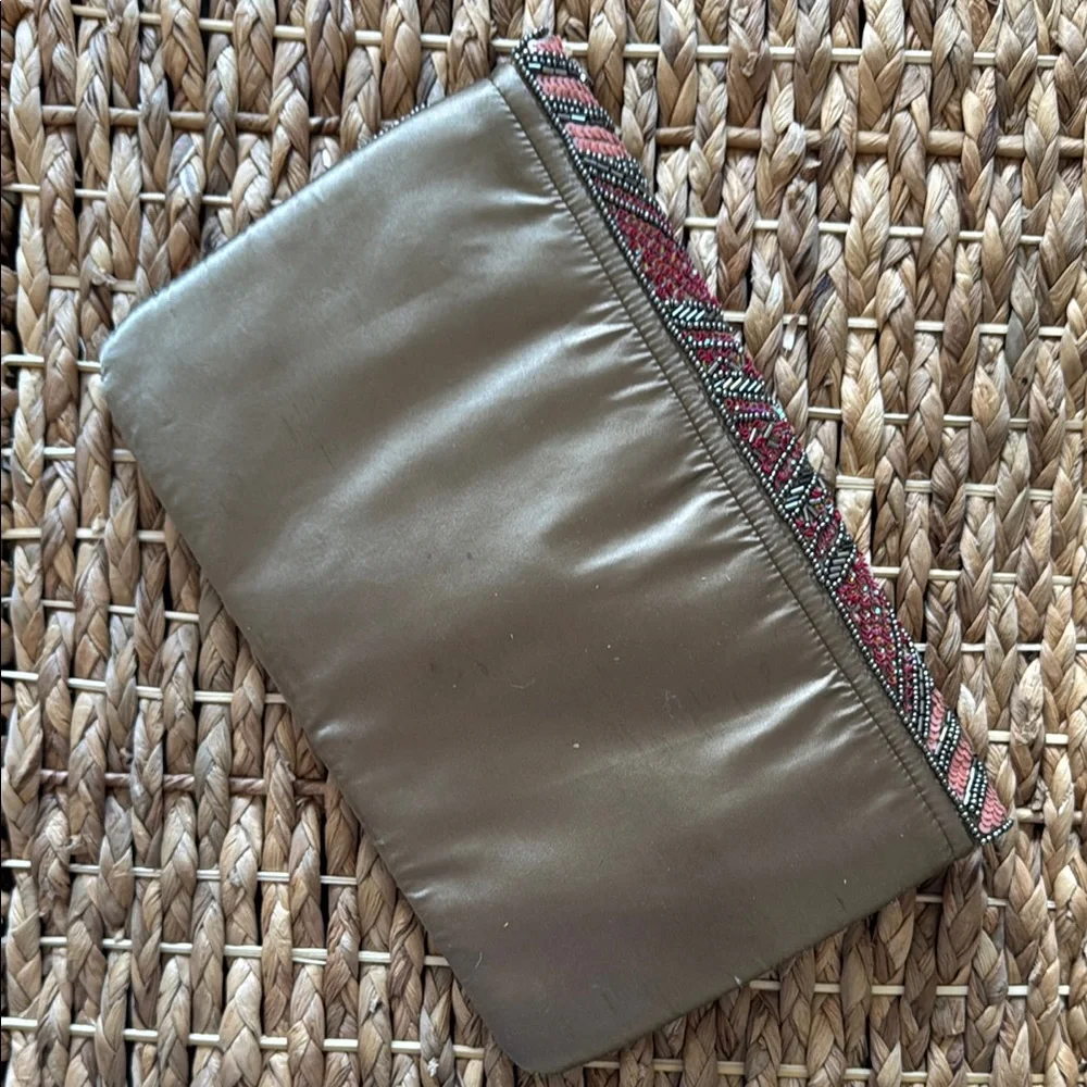 Pink and Brown Clutch with Intricate Design - Picture 5 of 5